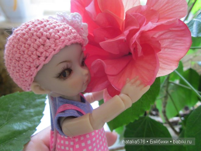 Маленькая Сури с друзьями (фото 3)