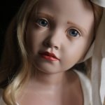 Девочка в белом. Lauren, Philip Heath для Gotz