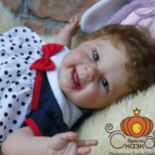 Малышка-улыбашка Mazie