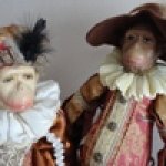 А может это снится мне?! Обезьяны-куклы в викторианских нарядах