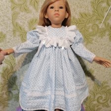 Голубое платье и нижнее платье для кукол 65-70 см