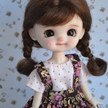 Скромная Жужу