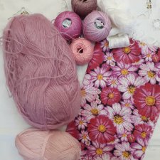 Рукодельницы, вашего совета прошу