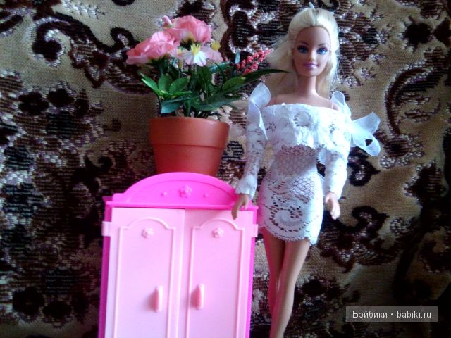 у шкафчика-2