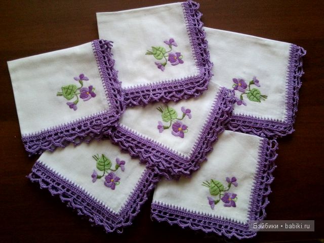 комплект фиалковых салфеток