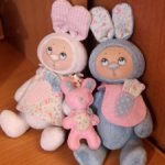 Пара зайчишек