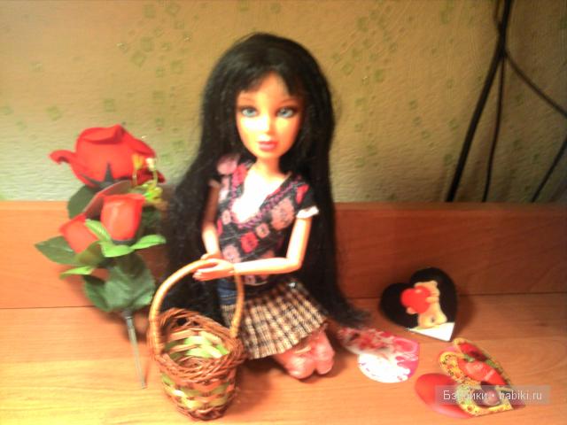 Кукла ЛИВ поздравляет с днем святого Валентина (фото 5)