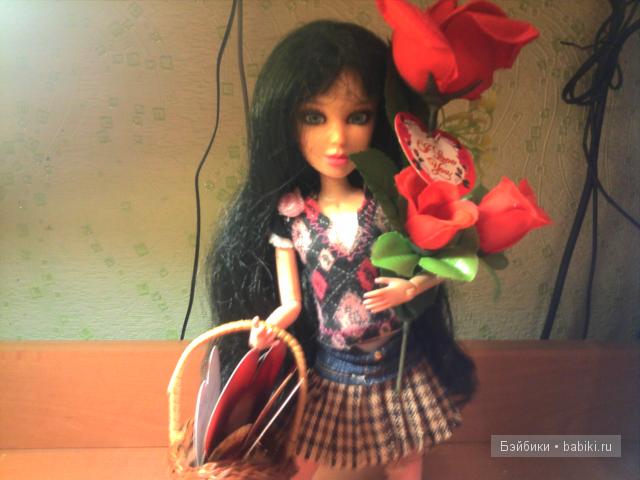 Кукла ЛИВ поздравляет с днем святого Валентина (фото 6)