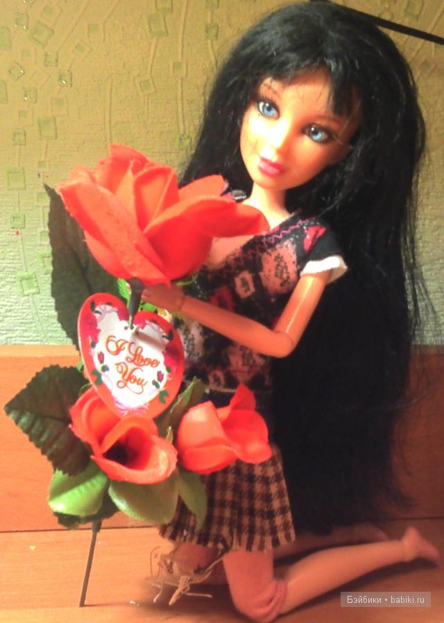 Кукла ЛИВ поздравляет с днем святого Валентина (фото 3)