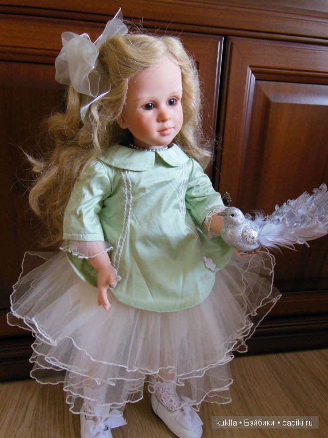 К нам пришла Весна с Ruth Treffeisen. Queeni