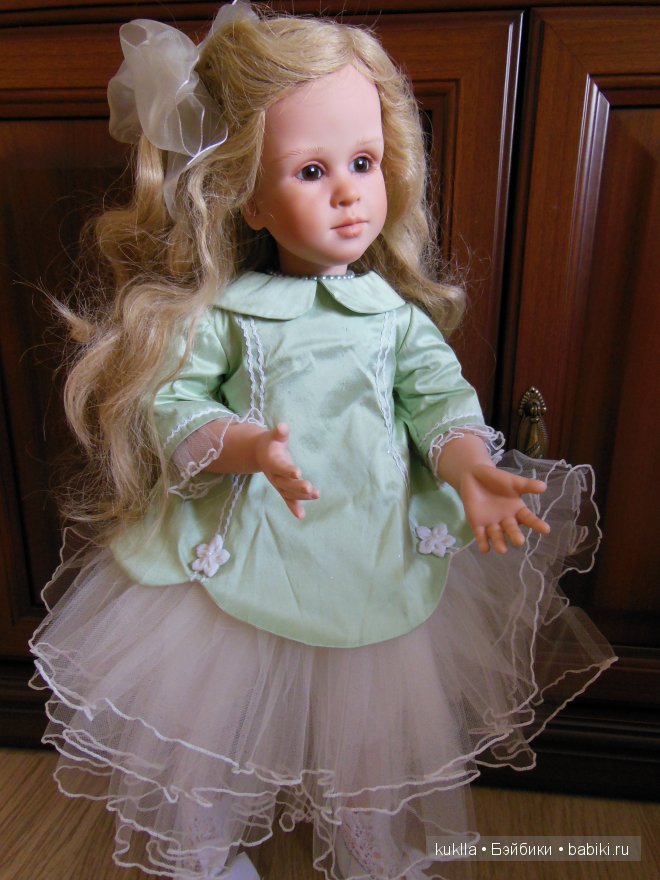 К нам пришла Весна с Ruth Treffeisen. Queeni