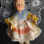 Винтажная сувенирная куколка