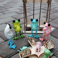 На детской площадке