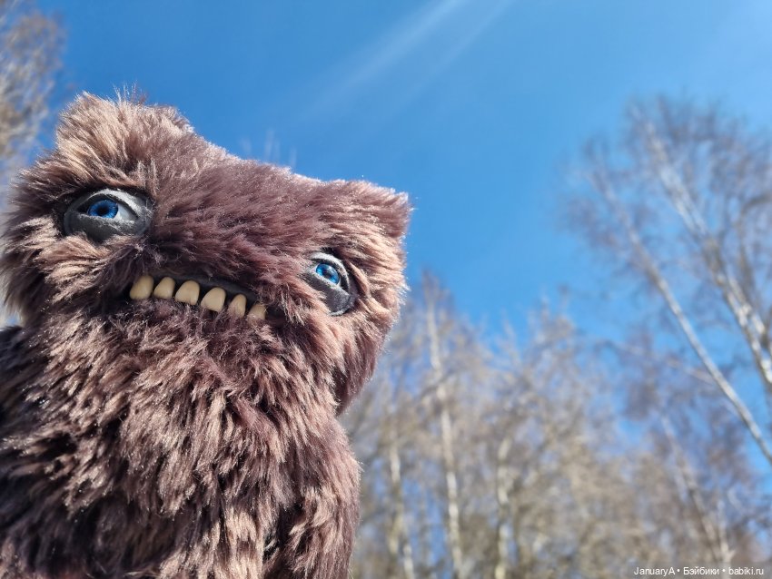 Всё стало вокруг голубым и зелёным