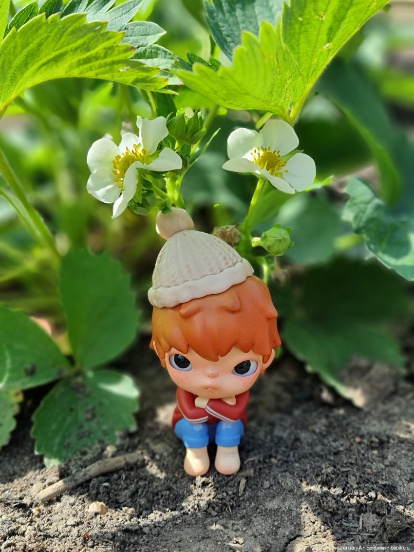 Hirono круглый год — Фигурки Pop Mart (Поп Март): Blind Box (фото 9)