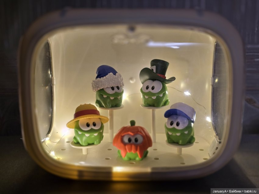 Если у куклы своя коллекция 🤔 (фото 9)