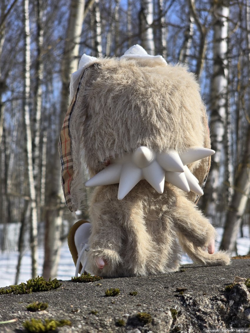 Мартовский заяц Zsiga — Фигурки Pop Mart (Поп Март): Blind Box