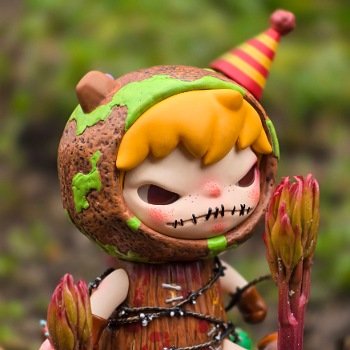 Фигурка Hirono x Polar Symbiosis