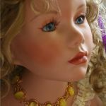 Я держу ее в руках, я смотрю ей в глазки... Fairy Tale Collection от Shirley