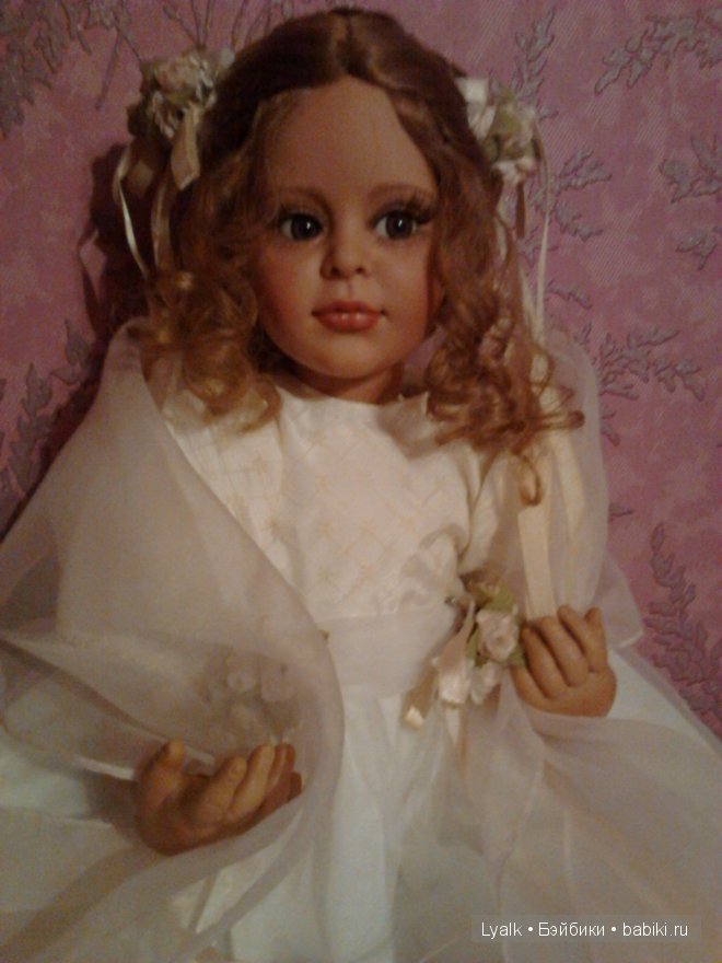 Sheer Elegance от Fayzah Spanos