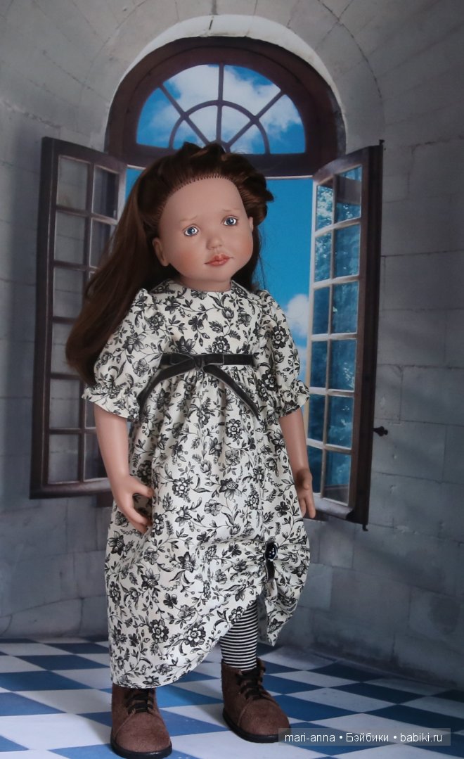 Цветы и полоски в черно-белой гамме.Куклы Zwergnase