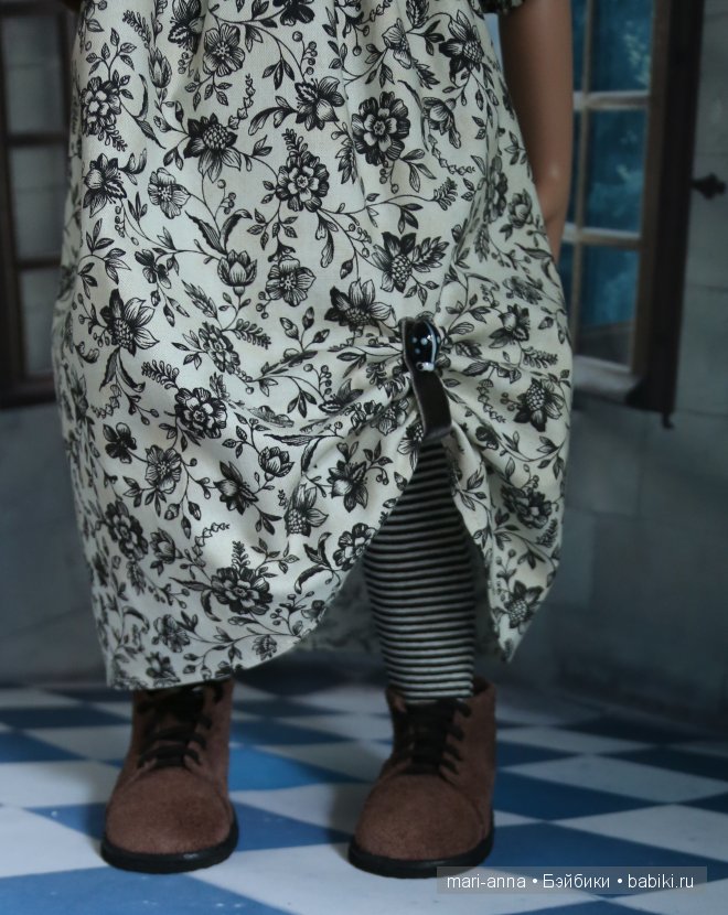 Цветы и полоски в черно-белой гамме.Куклы Zwergnase (фото 6)