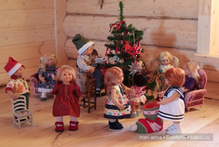 Рождественский сочельник. Малыши Rosmarie Muller в ожидании Рождества