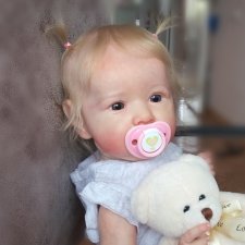 Малышка Саския