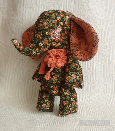 Гламурный слоник — Текстильные игрушки и примитивы: кофейные (фото 6)