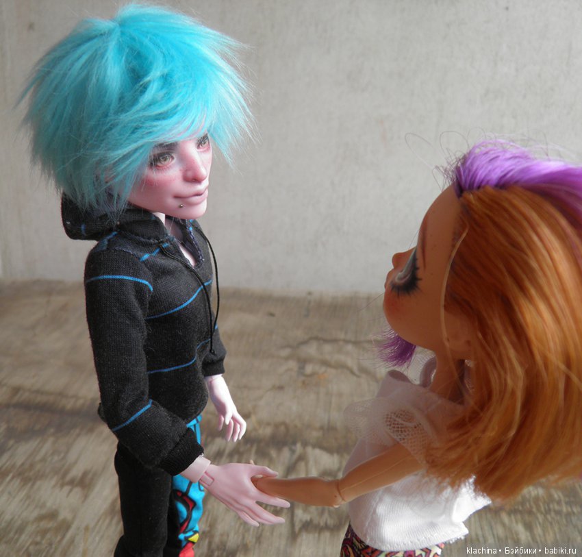 Первая встреча — Куклы Monster High и Ever After High: G1 (фото 10)