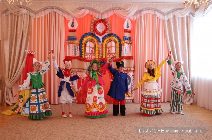 Нам куклы строить и жить помогают