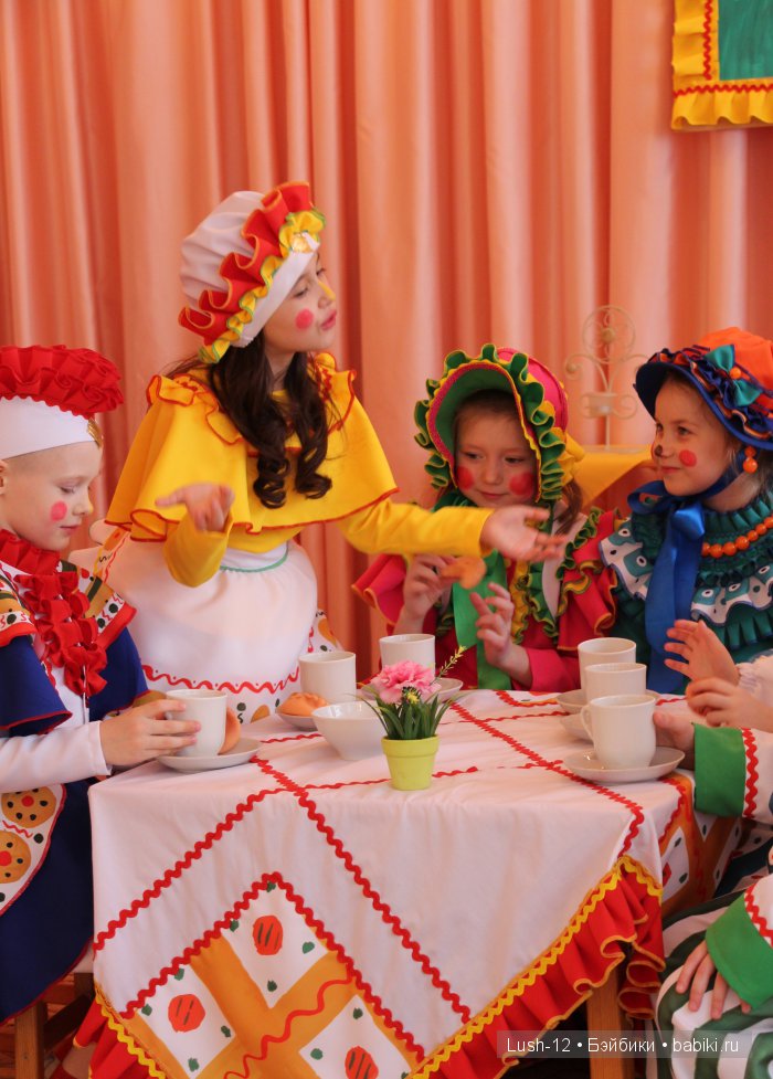 Нам куклы строить и жить помогают