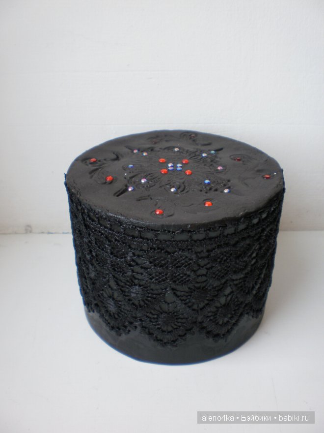 Коробочки,подставочки — Аксессуары для кукол своими руками: идеи (фото 3)