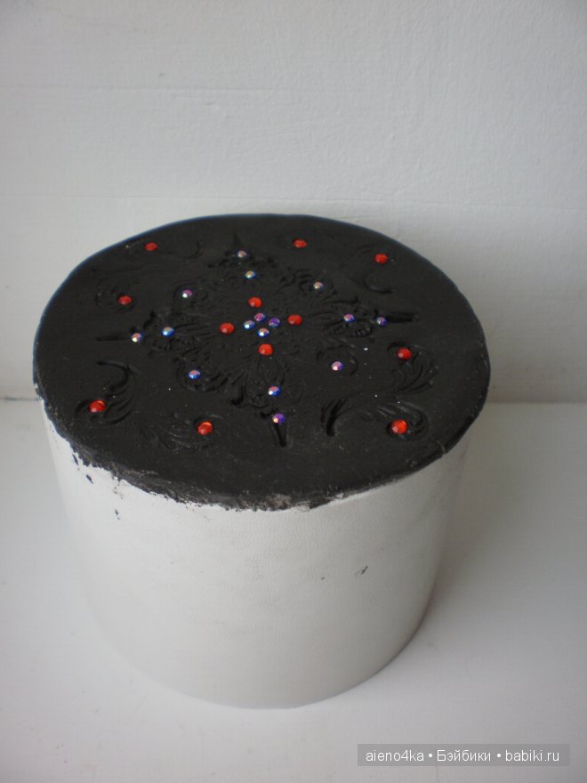 Коробочки,подставочки — Аксессуары для кукол своими руками: идеи