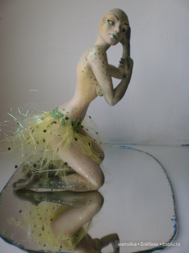 Купальщица. ООАК Алёны Новченковой