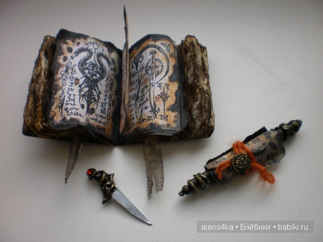 Авторская кукла Геката - богиня мрака и колдовства