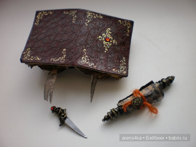 Авторская кукла Геката - богиня мрака и колдовства