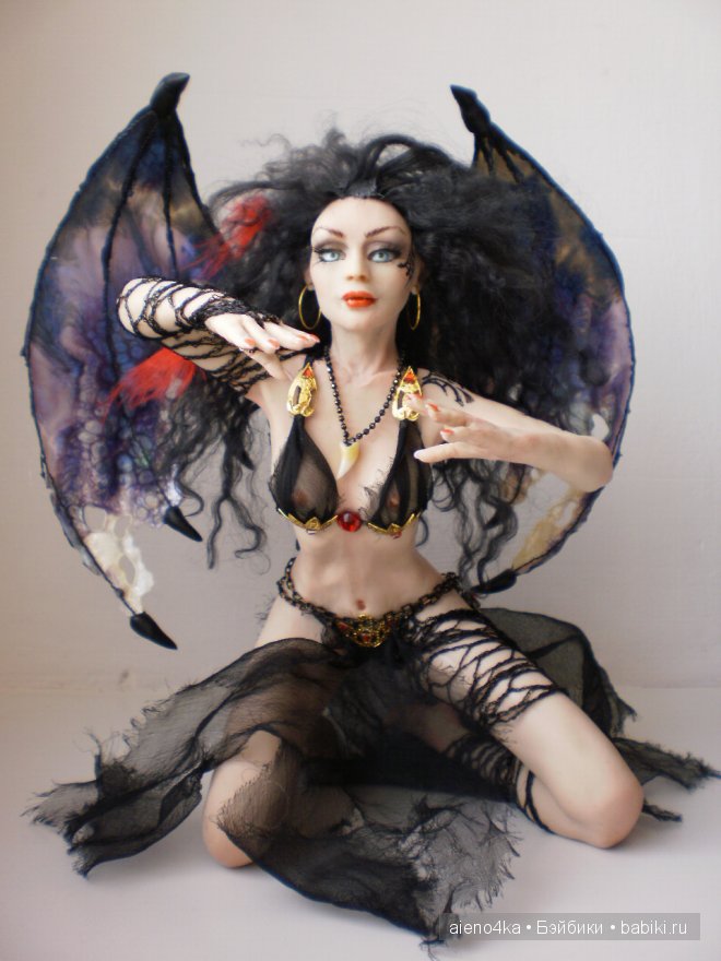 Авторская кукла Геката - богиня мрака и колдовства