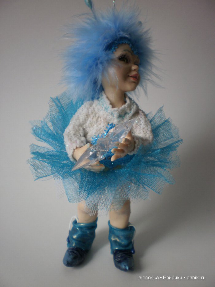 Снежинка-2. Авторская кукла (фото 7)