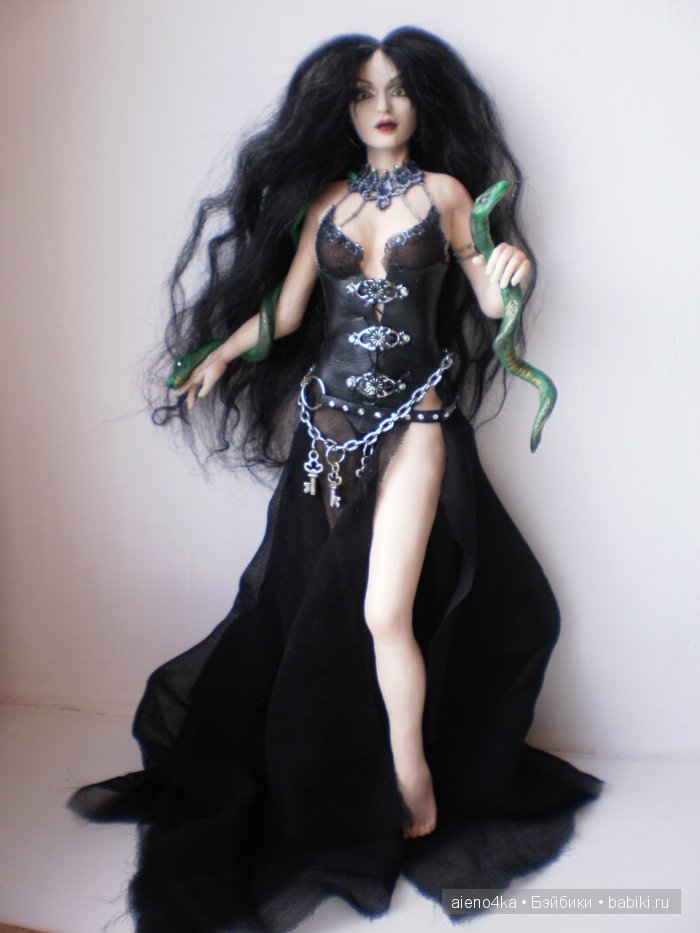 Геката-2. Авторская кукла