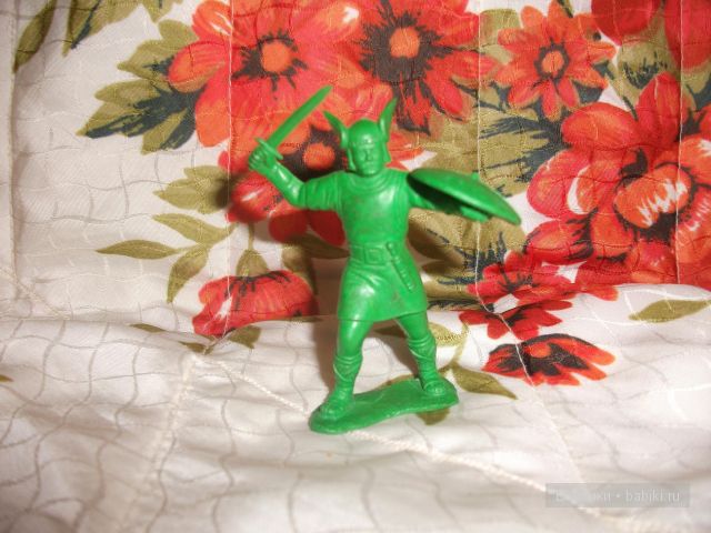 игрушки-куклы