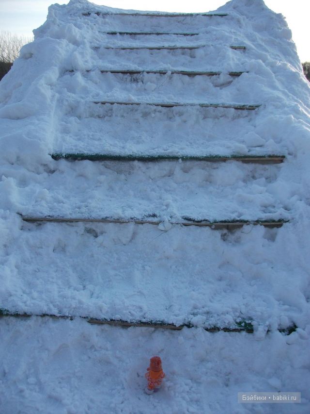 Как Манюня в лес ходила и подарки получила