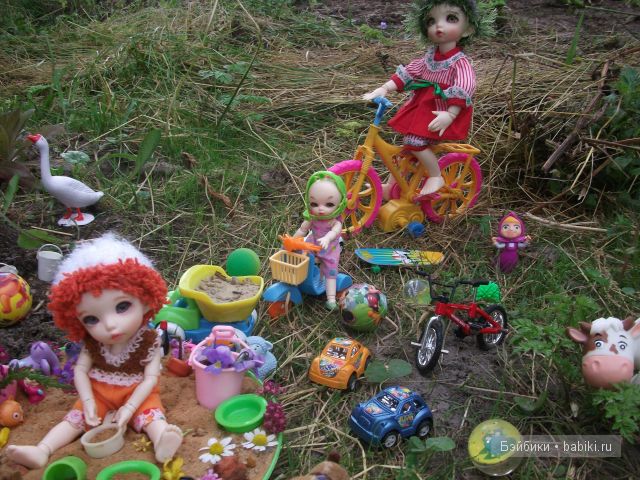 Как девочки провели свой отпуск в деревне | Бэйбики Как девочки провели свой отпуск в деревне