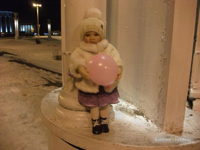 Прогулка Алены, кукла от Сони Хартман - Хелен (Heart and Soul Dolls) и встреча с подружкой Николькой