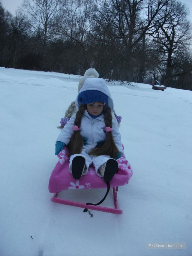 Прогулка Алены, кукла от Сони Хартман - Хелен (Heart and Soul Dolls) и встреча с подружкой Николькой