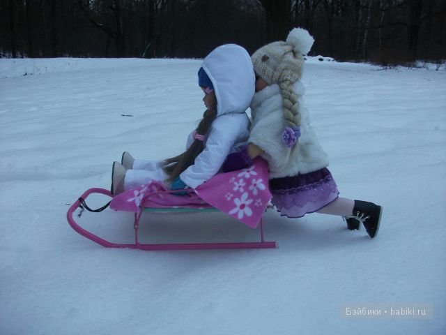 Прогулка Алены, кукла от Сони Хартман - Хелен (Heart and Soul Dolls) и встреча с подружкой Николькой