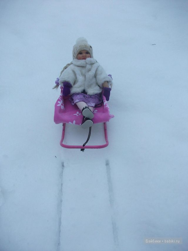 Прогулка Алены, кукла от Сони Хартман - Хелен (Heart and Soul Dolls) и встреча с подружкой Николькой
