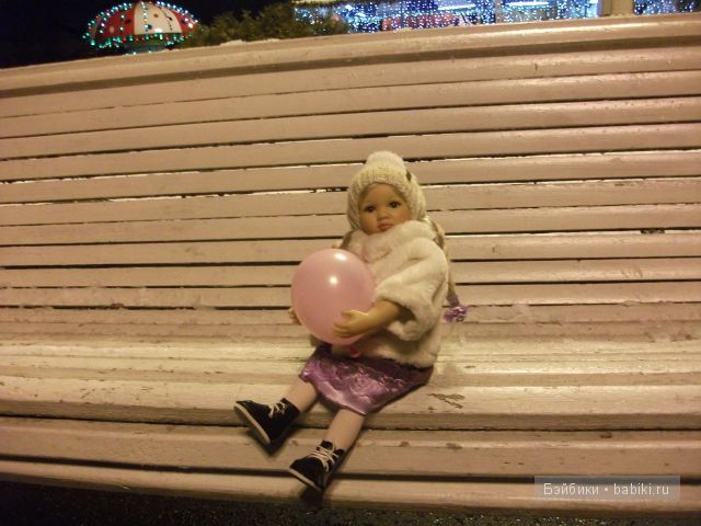 Прогулка Алены, кукла от Сони Хартман - Хелен (Heart and Soul Dolls) и встреча с подружкой Николькой
