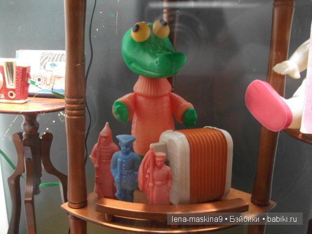 Выставка. Назад в детство