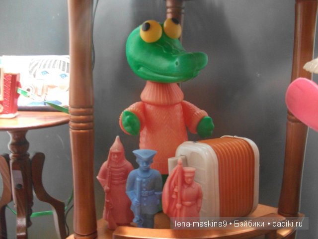 Выставка. Назад в детство